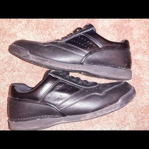 Men’s black sneakers